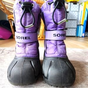 Sorel Childrens Flurry Boot purple 10